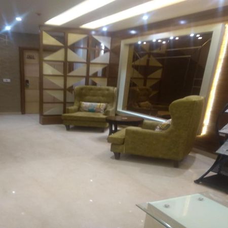 Csjs Inn By Krishna Group Of Hotels Αμριτσάρ Εξωτερικό φωτογραφία